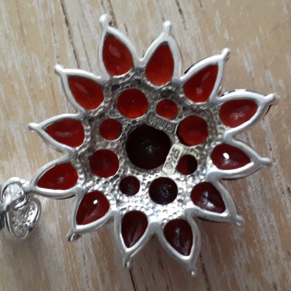 Sterling Silver & Dark Red Gem Pendant RR115 - Picture 14 of 17